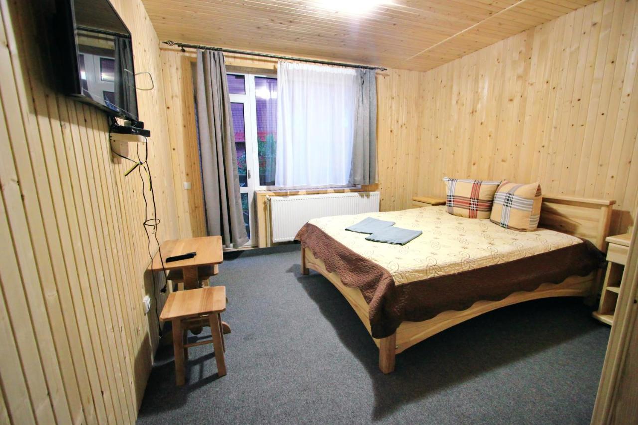 Hotel Novoe Shale Jablunicja Kültér fotó