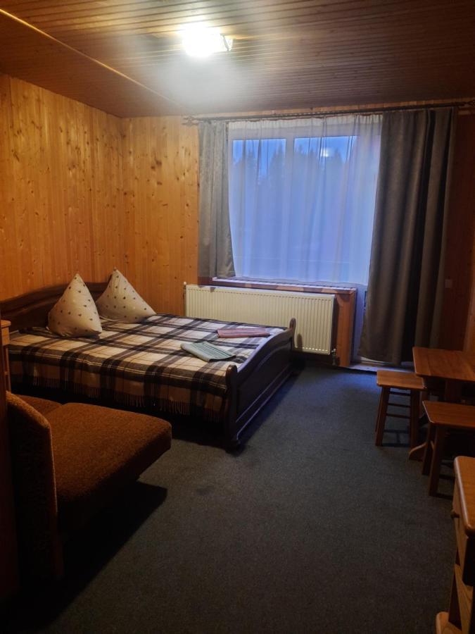 Hotel Novoe Shale Jablunicja Kültér fotó