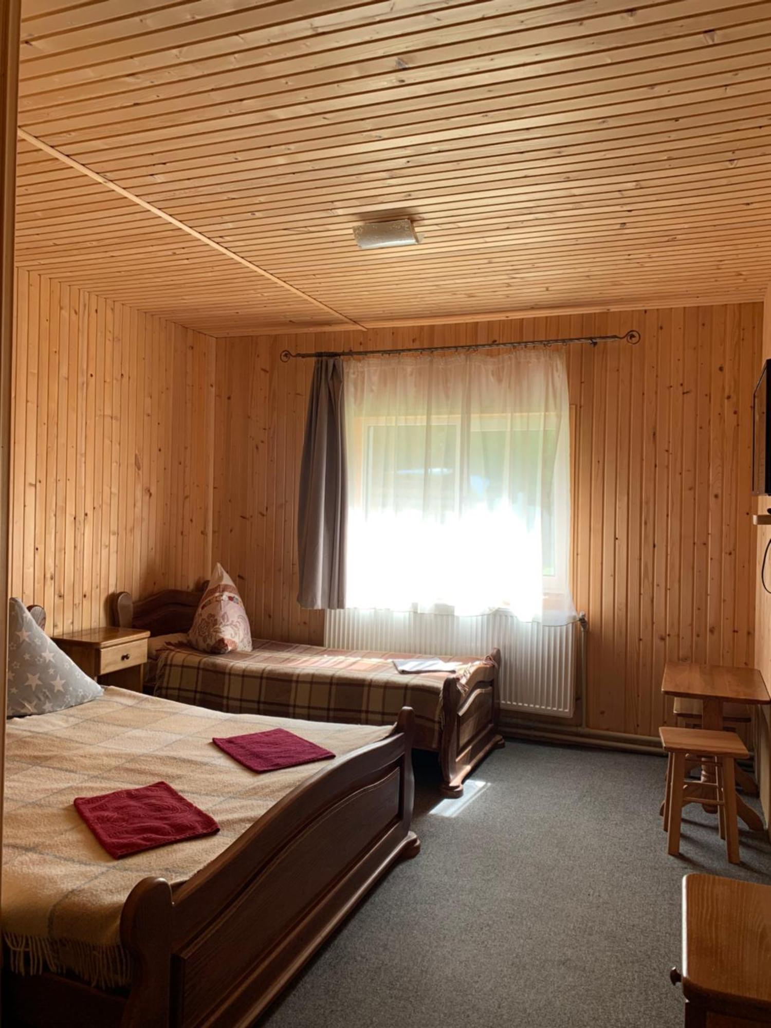 Hotel Novoe Shale Jablunicja Kültér fotó
