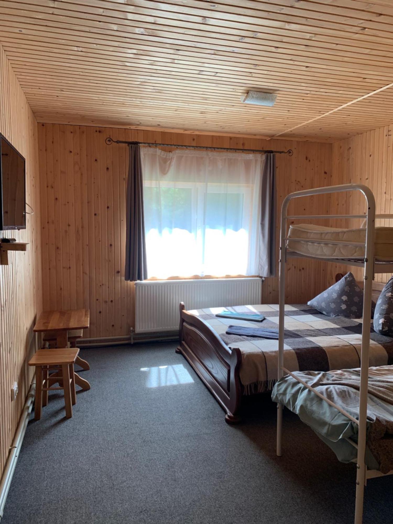 Hotel Novoe Shale Jablunicja Kültér fotó