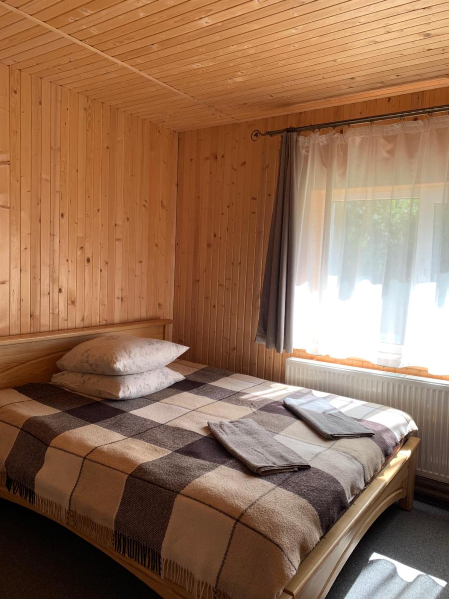 Hotel Novoe Shale Jablunicja Kültér fotó