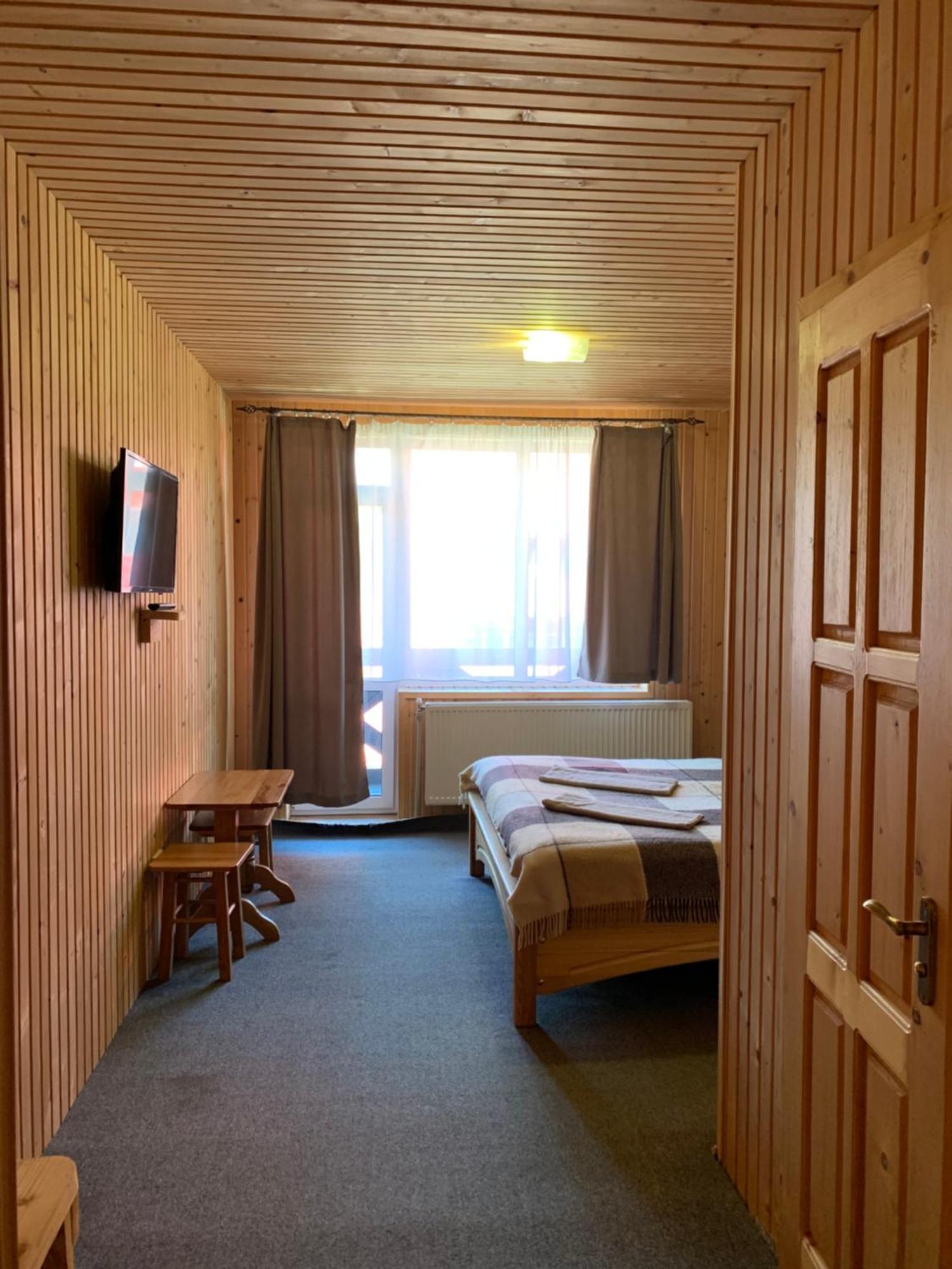 Hotel Novoe Shale Jablunicja Kültér fotó