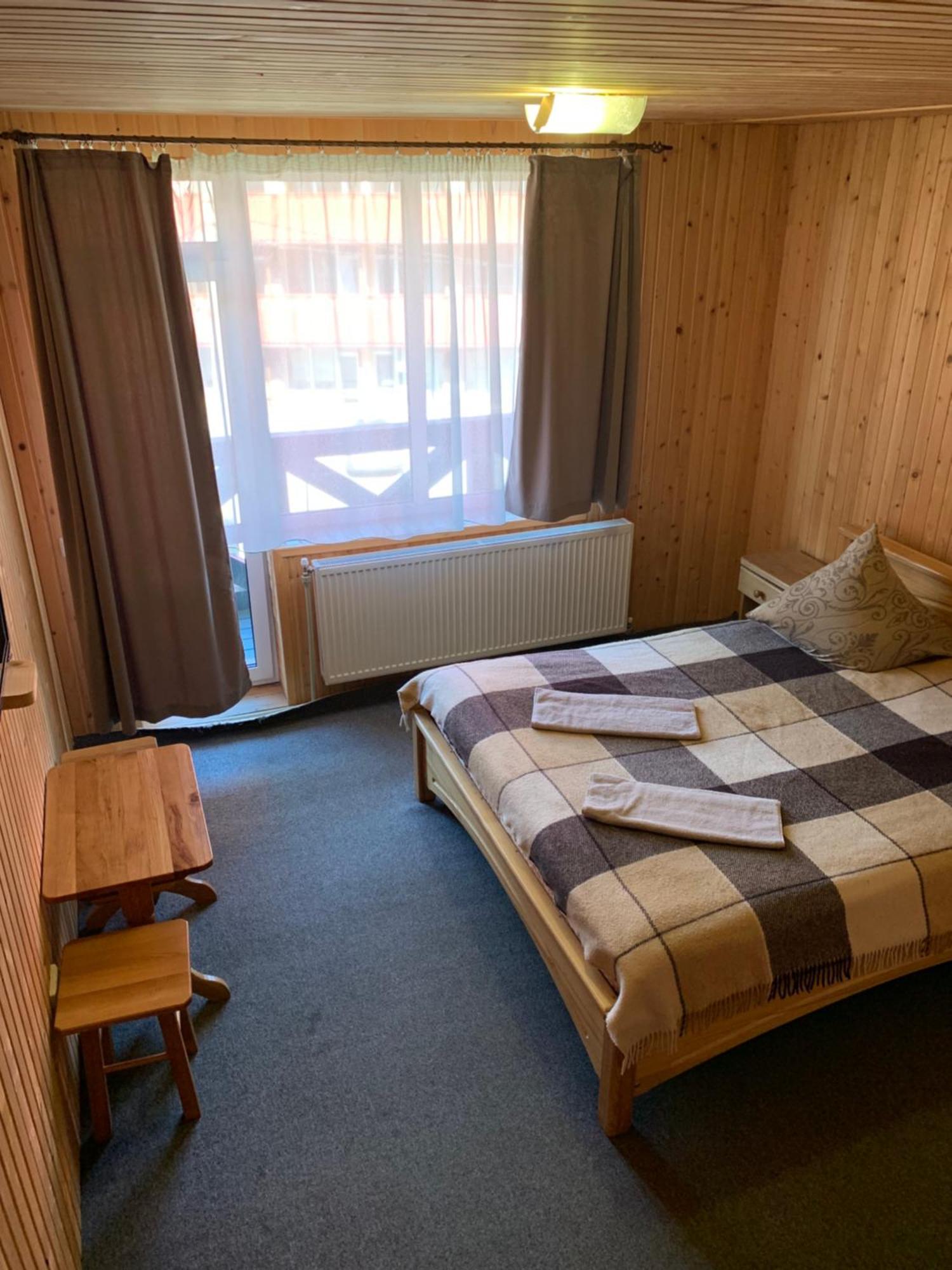 Hotel Novoe Shale Jablunicja Kültér fotó