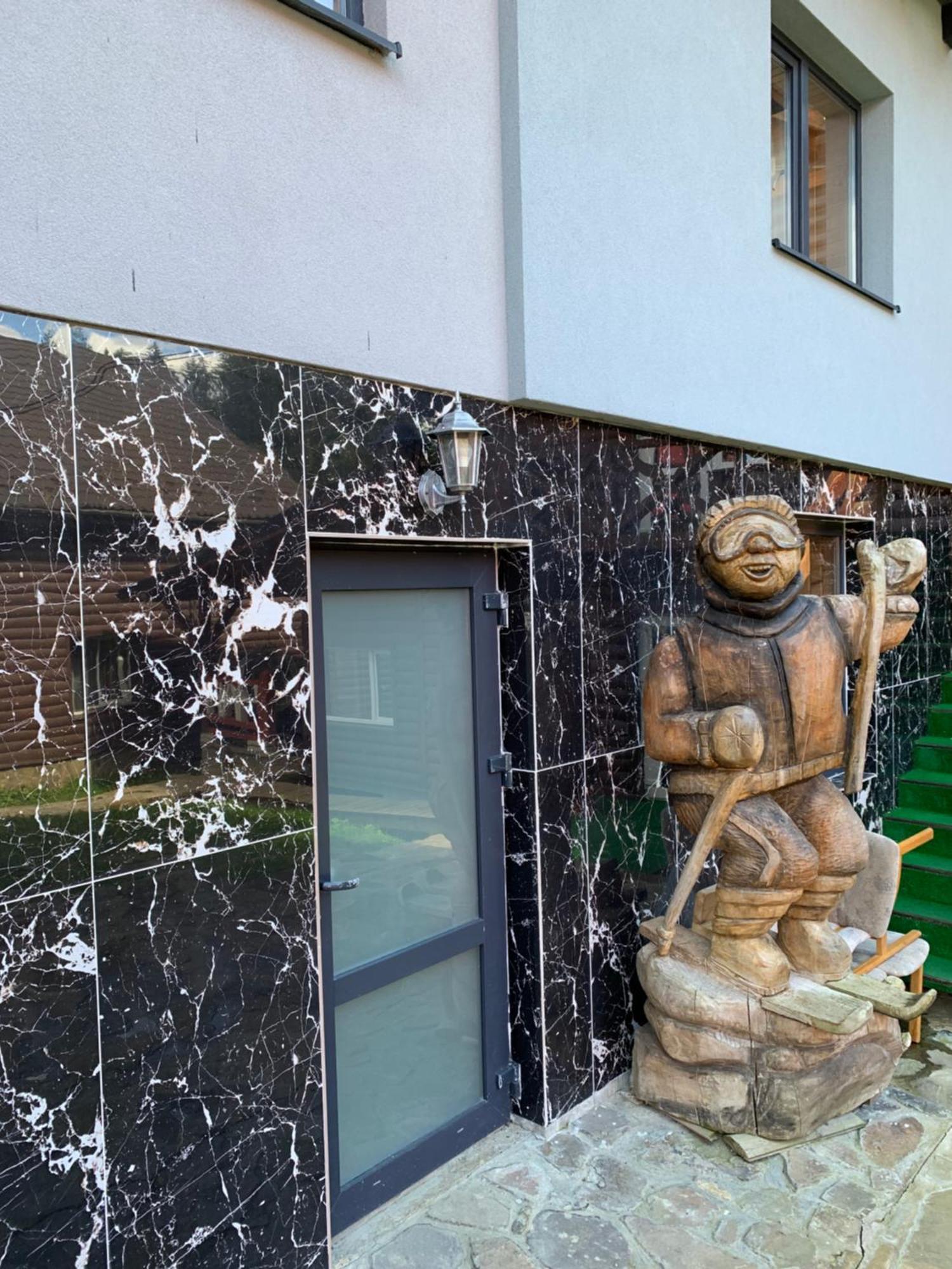 Hotel Novoe Shale Jablunicja Kültér fotó